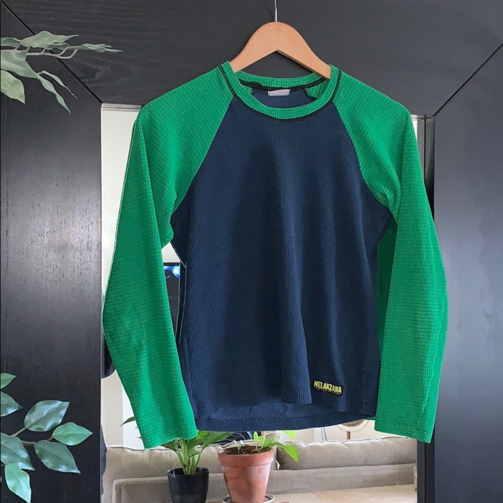 BASE LAYER